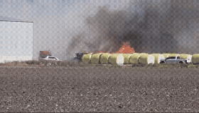 Incêndio em fábrica de algodão no Texas força evacuação de moradores e destrói casas Incêndio em fábrica de algodão no Texas força evacuação de moradores e destrói casas